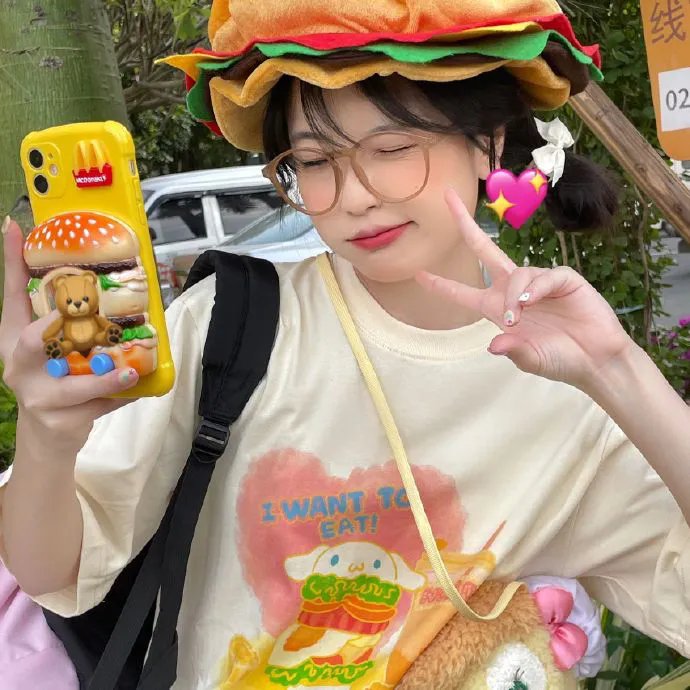 春燕展翅